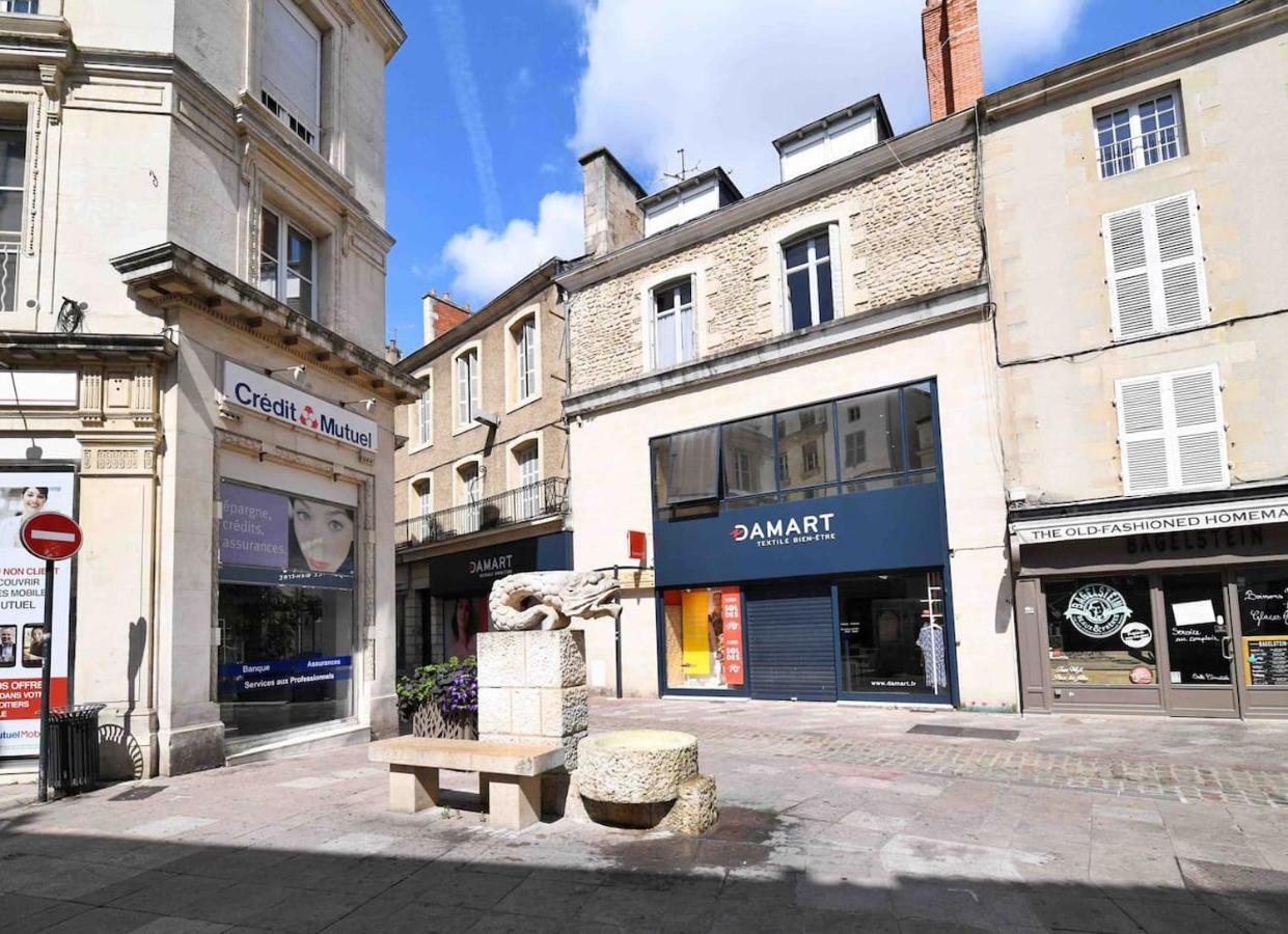 An Authentic Experience With Spa In The Center Poitiers Esterno foto